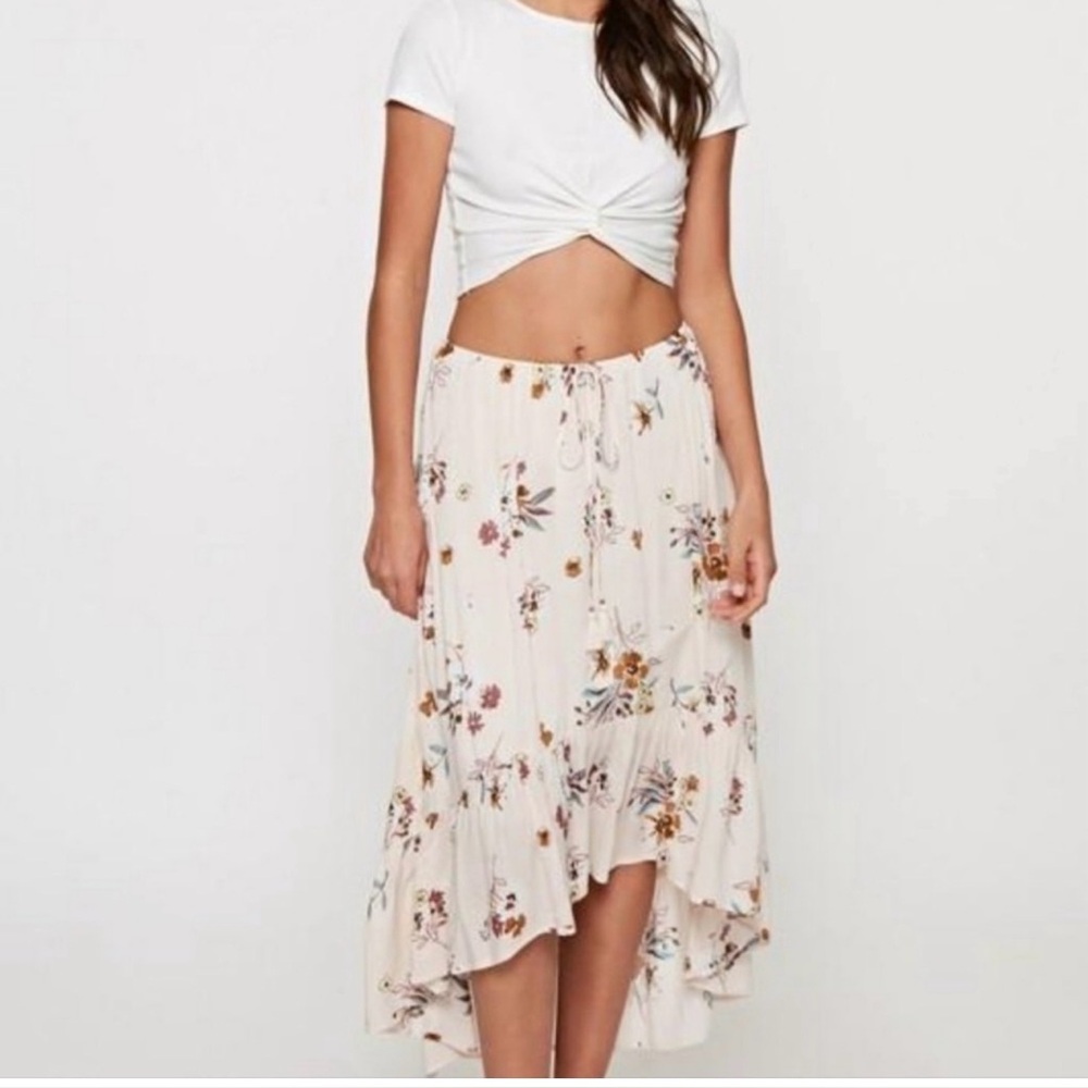 Lovestitch Cream Floral High-Low Skirt